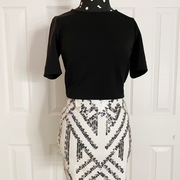 Express sequin bodycon skirt - Picture 3 of 6